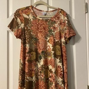 Lularoe brand Carley size large